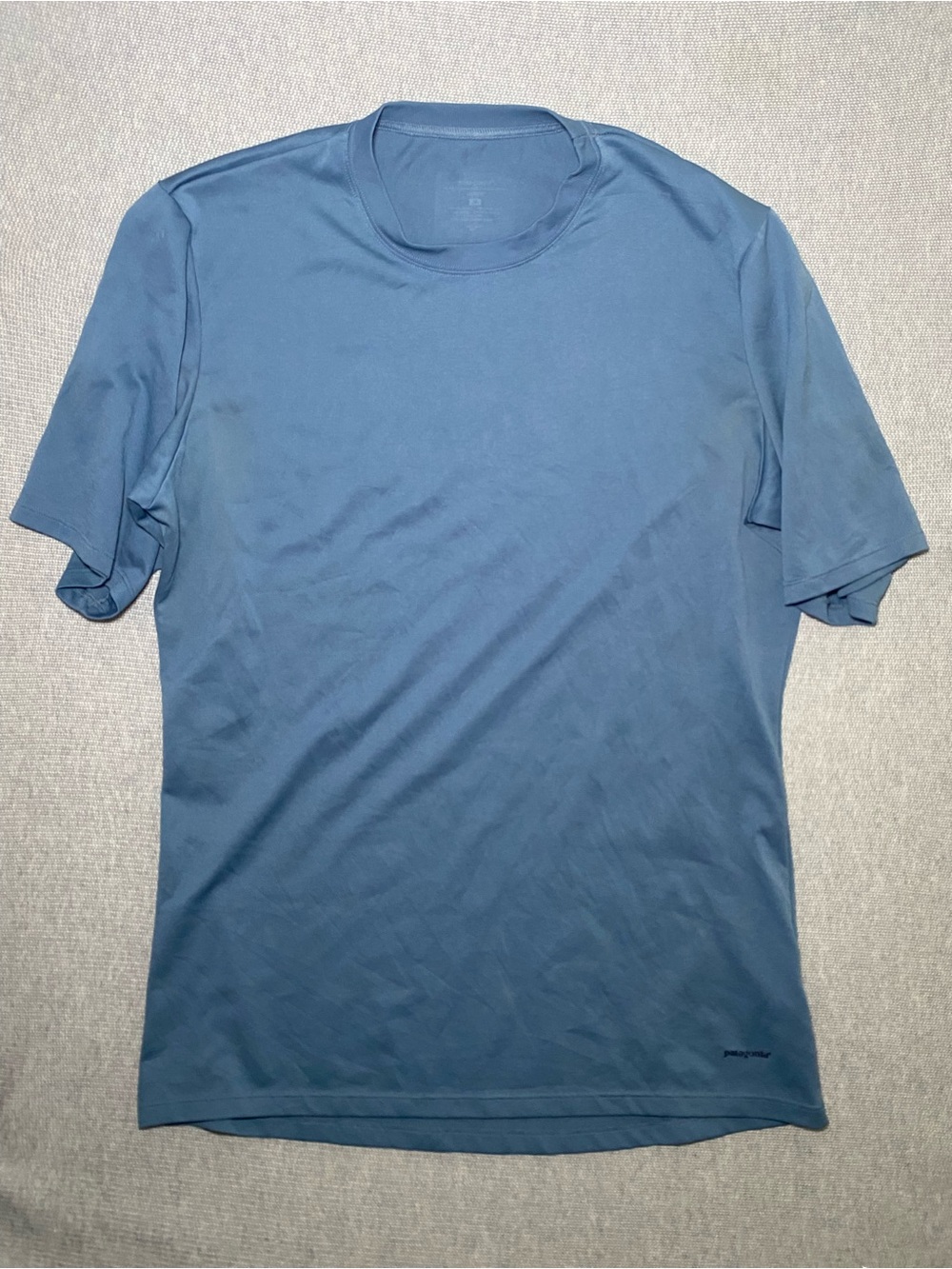 PATAGONIA Men’s Medium Short Sleeve Capilene Tech Tee T-Shirt Blue